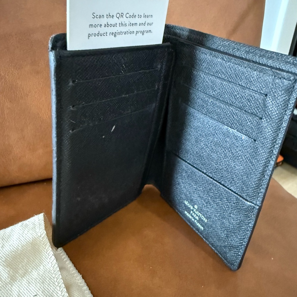 Louis Vuitton Black Checkered Card Holder like new - Picture 2 of 2